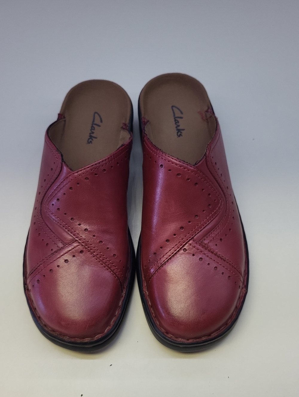 Clarks Women's Burgundy Leather Slip-On Mules